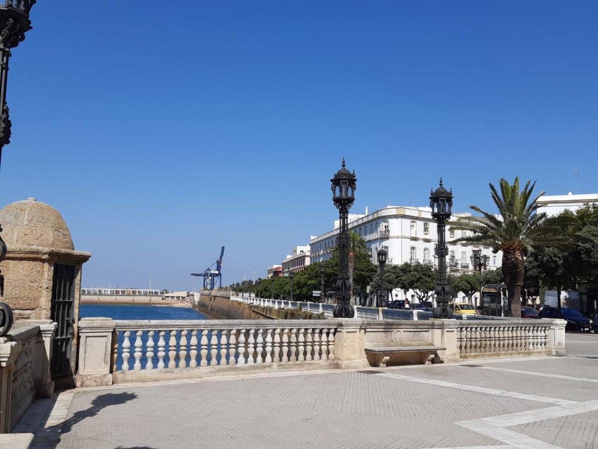 Atico Banos Del Carmen Lägenhet Cádiz Exteriör bild